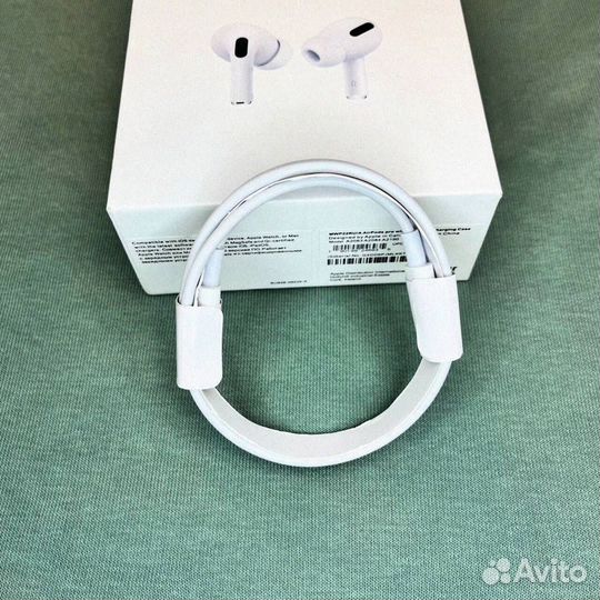 AirPods Pro 2: Ваш звуковой компаньон