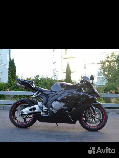 Honda cbr 1000rr