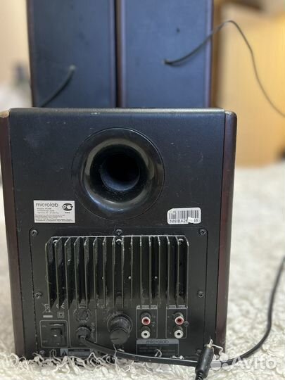 Компьютерные колонки с сабвуфером