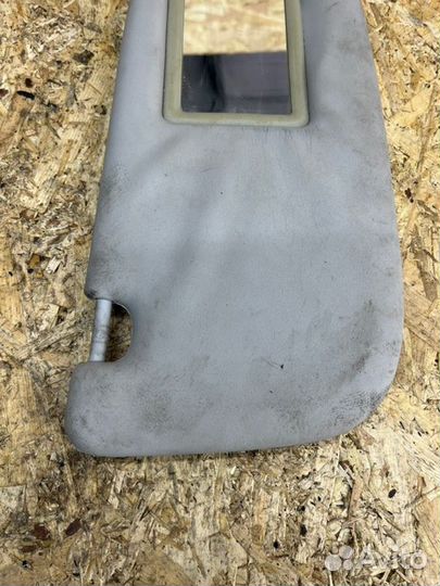 Солнцезащитный козырек передний левый Peugeot 206