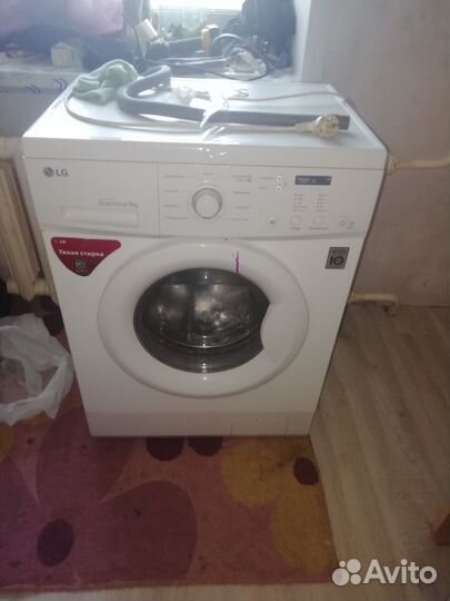 Продам стиральную машину можно на запчасти