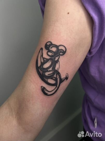 Тату-мастер