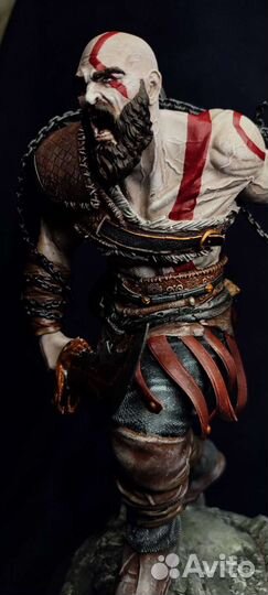 Коллекционная фигурка Кратоса из God of War