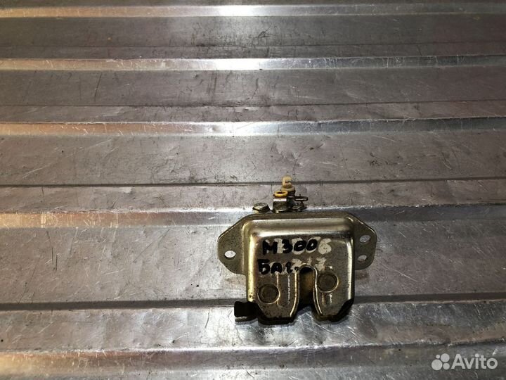 Замок крышки багажника Спарк М 300