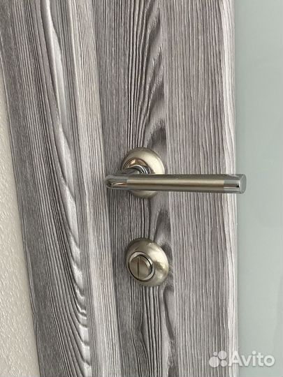 Двери межкомнатные серые со стеклом 777899ZZ