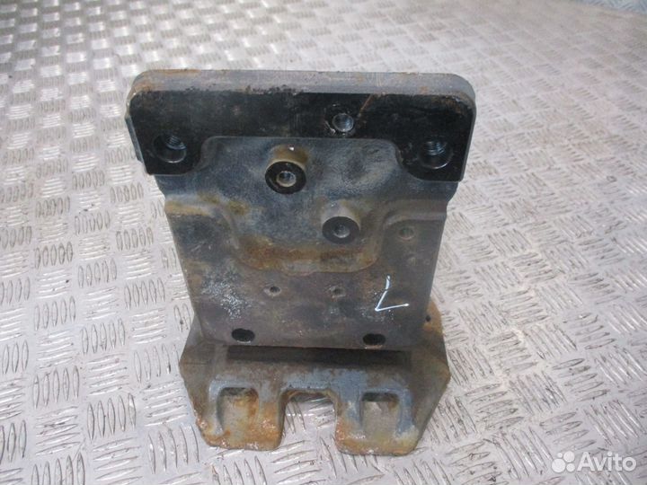 Кронштейн DAF 1882450