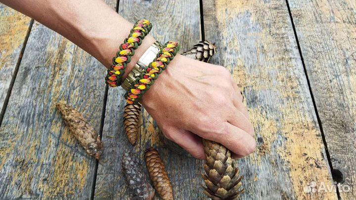 Браслеты из паракорда