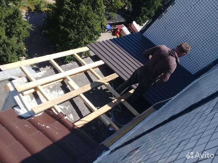Ремонт крыши балкона
