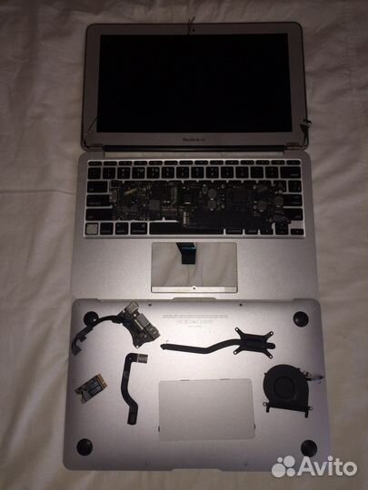 Apple MacBook Air 11 2011 A1370