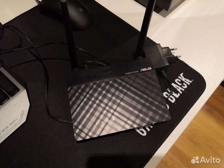Продам wifi роутер Asus rt-n12