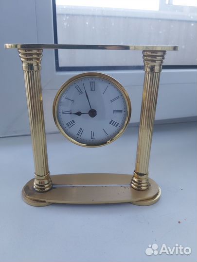 Настольные часы