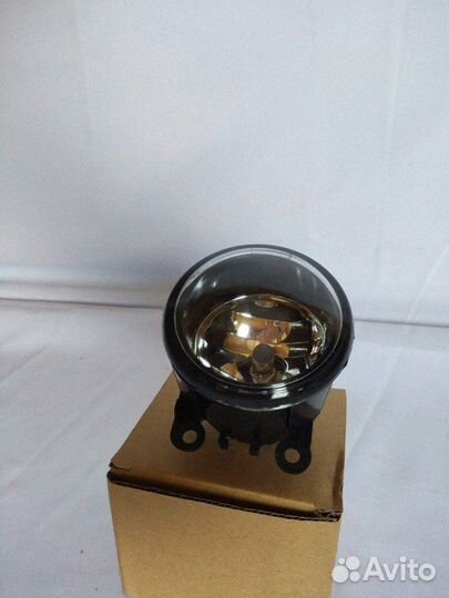 8200074008 Фара противотуманная Renault Logan