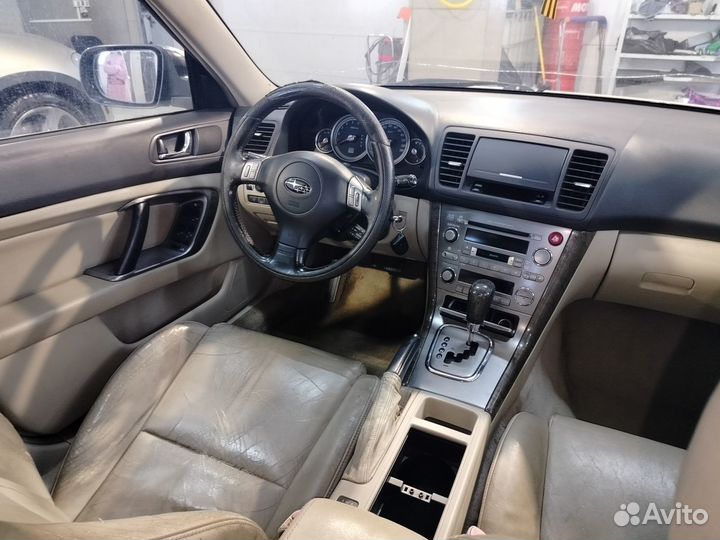 Subaru Outback 3.0 AT, 2005, 340 820 км