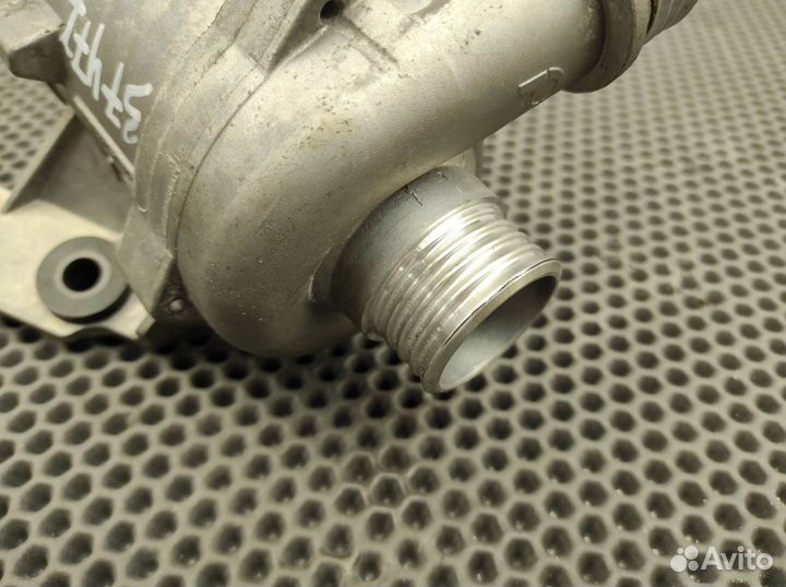 Помпа Bmw 320I E90 LCI N43B20A 2.0 2011