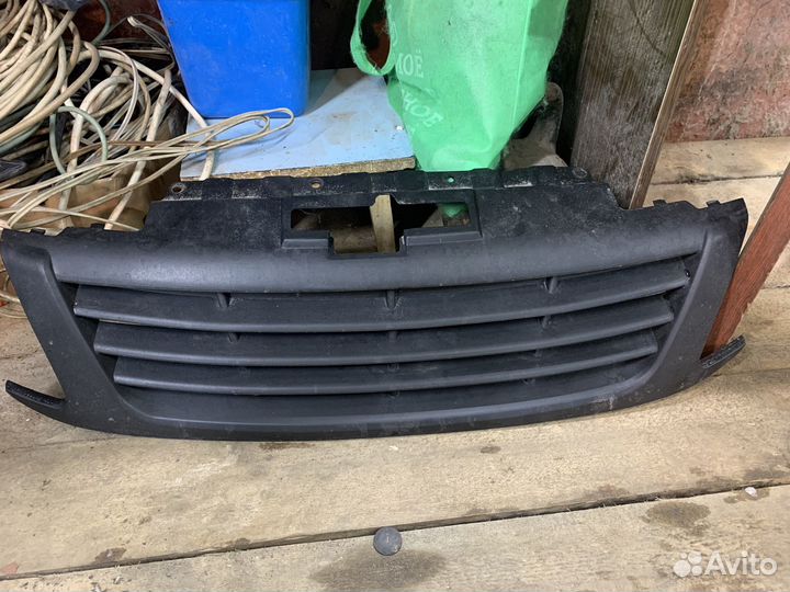 Решетка радиатора на гранту