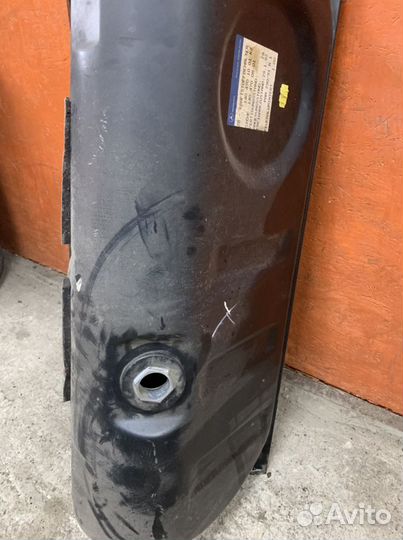 Бак топливный Mercedes w140