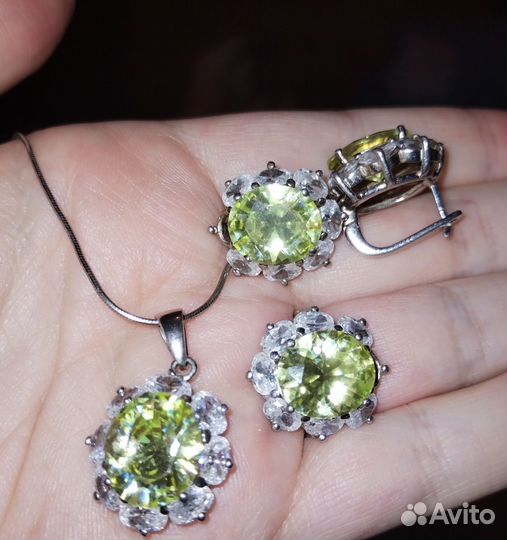 Серебряный комплект