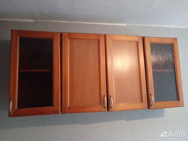 Кухонные навесные шкафчики