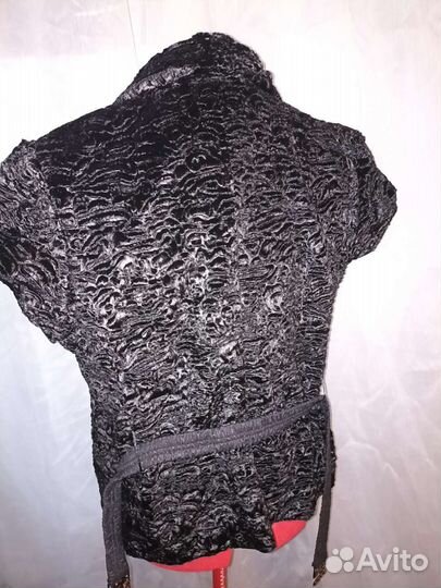 Платье, жилет, брюки