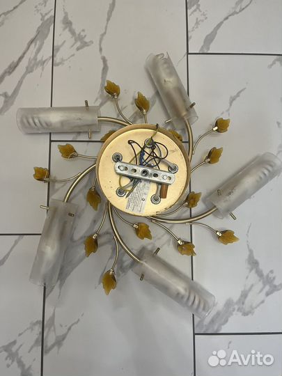 Светильник потолочный