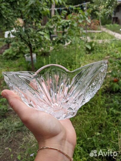 Хрустальная конфетница