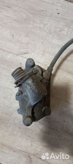 Суппорт задний левый Ford Kuga 2