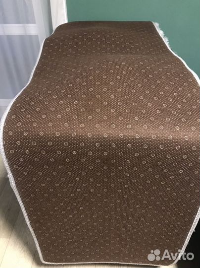 Ковер серый, с длинным ворсом, прикроватный