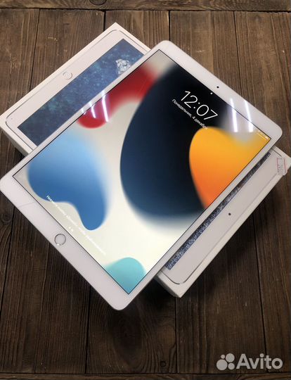 Б/У iPad Pro 10.5 2-Gen 256Gb Wi-fi Silver