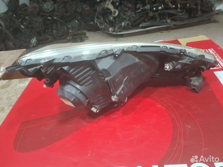 Фара левая Honda Fit GE6