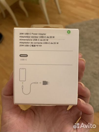 Зарядный блок Apple USB - C 20W Power Adapter