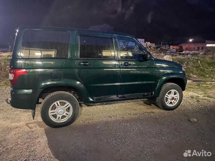 УАЗ Patriot 2.7 МТ, 2016, 120 000 км