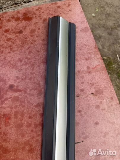 Молдинг двери передней правой Инфинити QX50 EX25