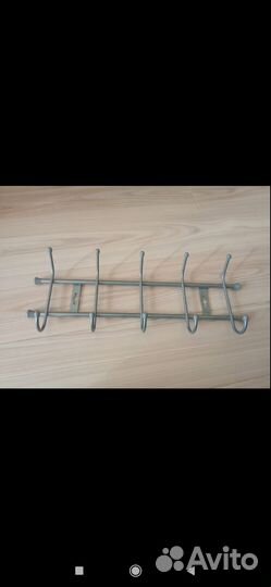 Вешалка настенная