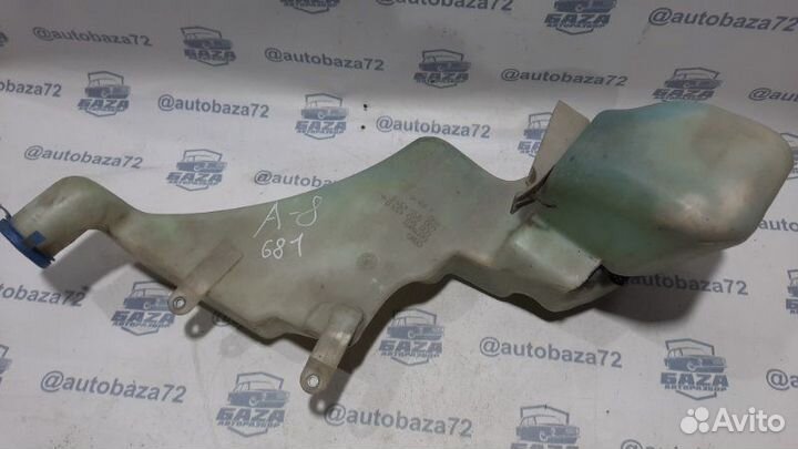 Бачок омывателя Audi A8 D2 AUW 1999