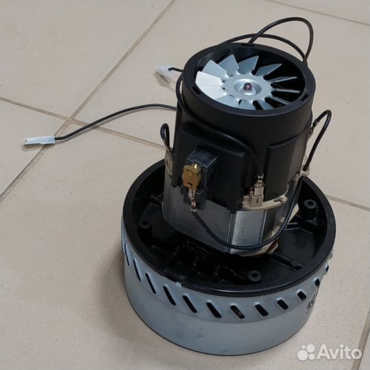 Двигатель на моющий пылесос