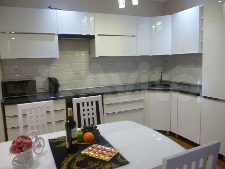 2-к. квартира, 60 м², 12/23 эт.