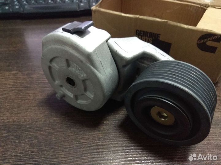Натяжитель ремня Cummins 3936213