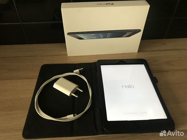 iPad mini 32gb (Wi-Fi, SIM)