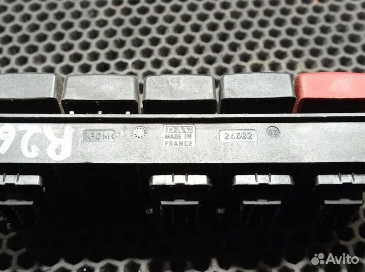 Панель с кнопками Renault Magnum