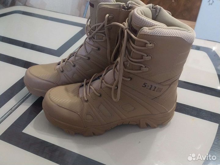 Трекинговые ботинки мужские