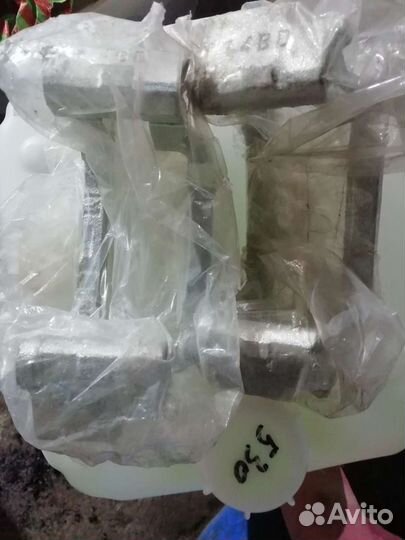 Скоба суппорта