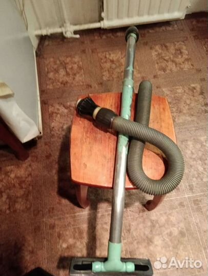 Пылесос Ракета 7