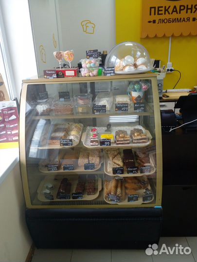 Кондитерская витрина carboma бу