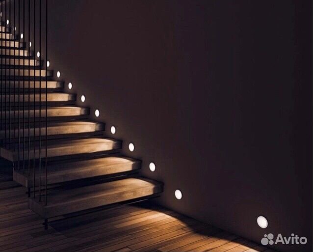 Лестница с подсветкой