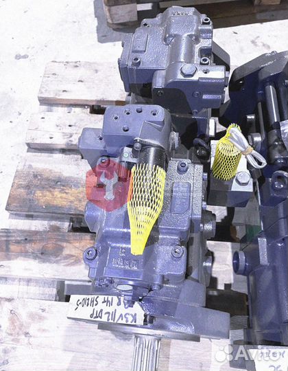 Гидравлический насос SK210LC-6E YN10V00023F1