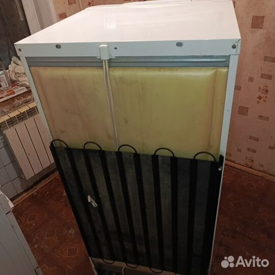 Холодильник 2х камерный Indesit