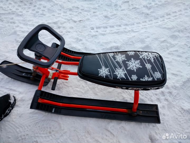 Детский снегокат бу