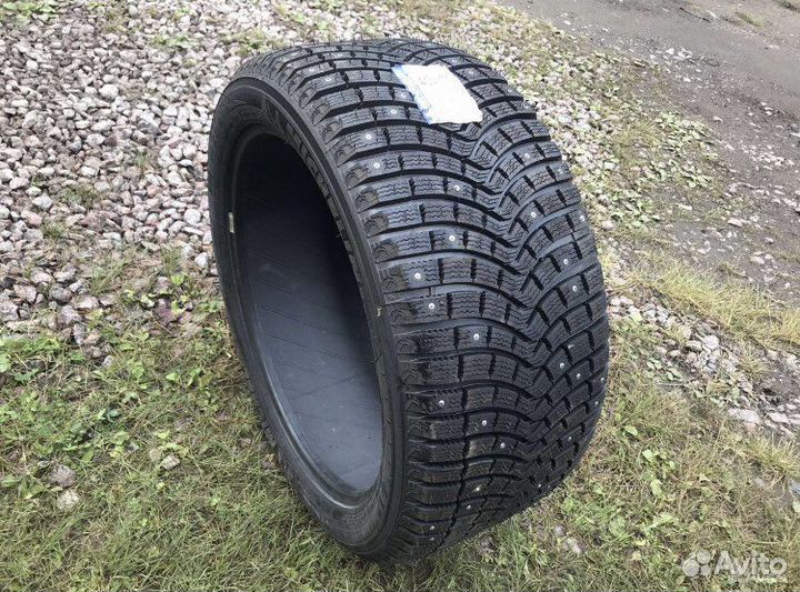 Michelin Latitude X-Ice North 2 + 295/40 R21