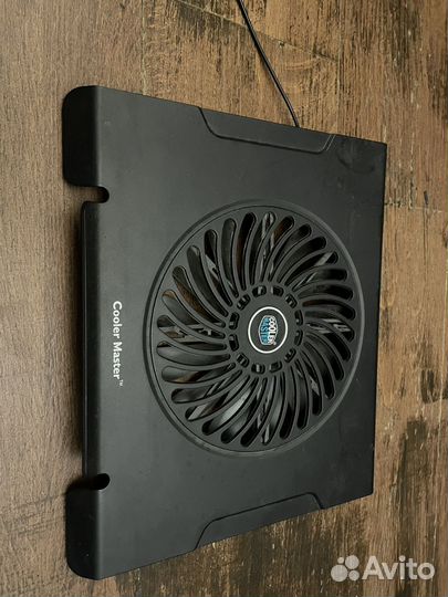 Охлаждающая подставка для ноутбука cooler master
