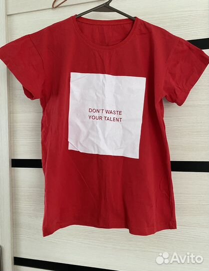 Футболка женская